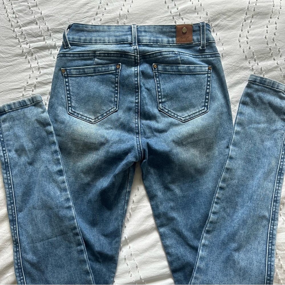 Jeans - Picture 3 of 3